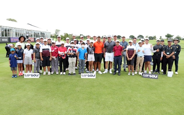  LIV Golf ร่วมสนับสนุนสมาคมพัฒนาประชากรและชุมชนเพื่อการกุศล ดาวดังของโลกนำโดย ลี เวสวู้ดส์ เปิดกอล์ฟคลินิกให้กับเยาวชนไทย