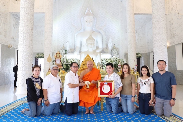 อธิการบดี มทร.รัตนโกสินทร์ เข้ากราบนมัสการพระไพศาลประชาทร วิ.(พบโชค มาไพศาลกิจ)