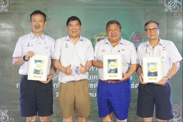 เทพศิรินทร์ฯ เจ้าภาพจัดงานสังสรรค์ผู้บริหารสมาคมนักเรียนเก่าและศิษย์เก่าจตุรมิตร “Back to school เลิกเรียน หนีเที่ยว ไปเฟี้ยวดิสโก้”